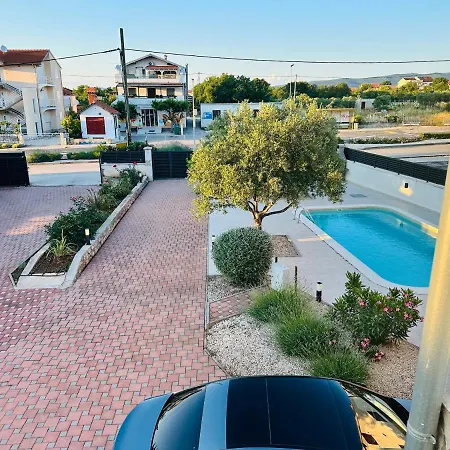 Svemir Apartament Drage