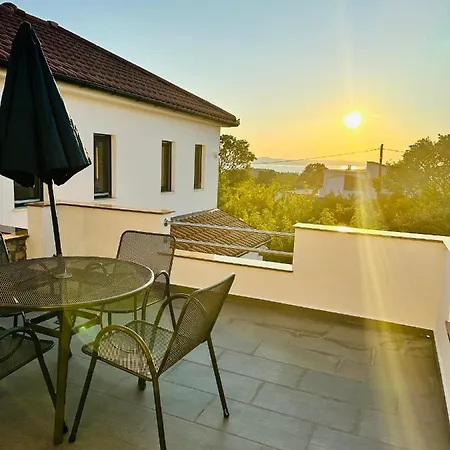 Apartamento Svemir *