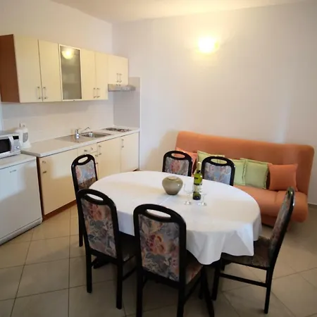 Svemir Apartamento *