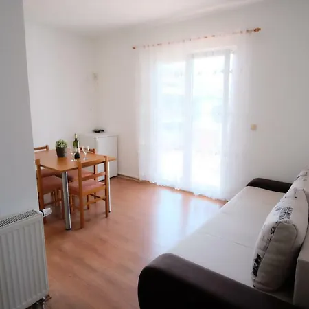 Svemir Appartamento Drage